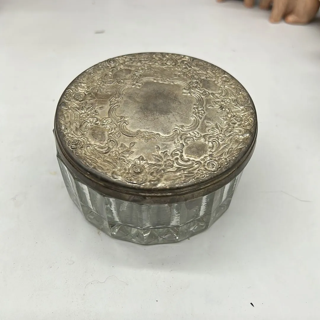 Product image for Silver plated Trinket Dish w Shells