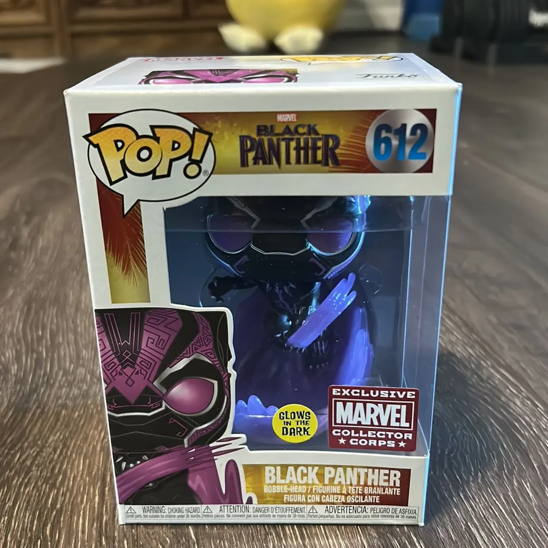 Product image for Black Panther (Glows in the Dark)
