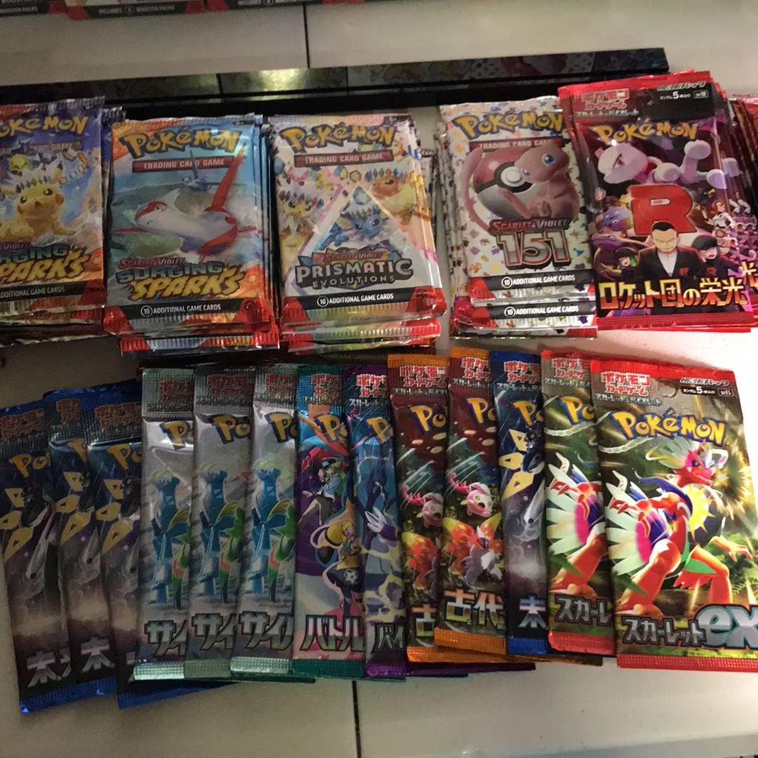 Product image for Random Japanese booster pack