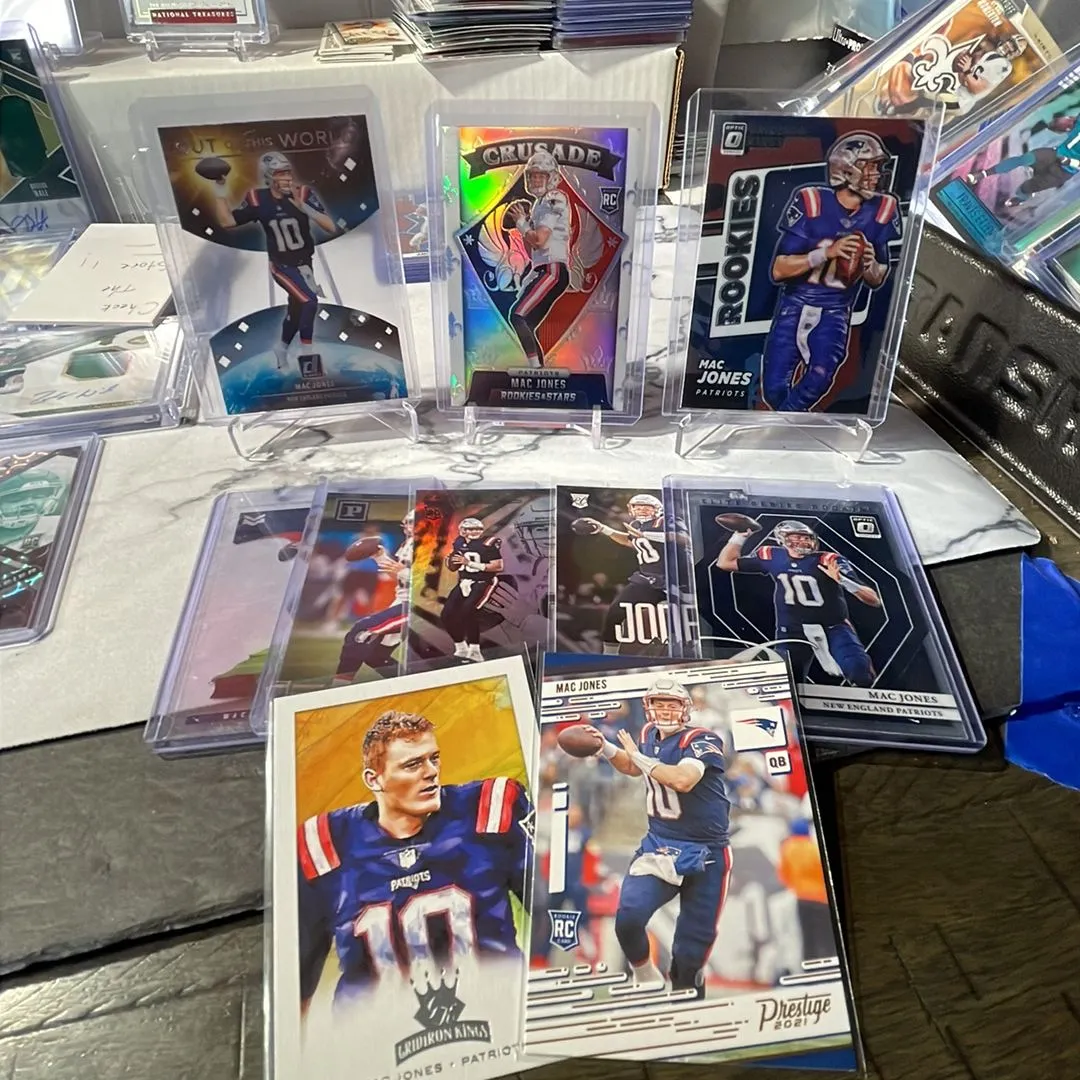 Product image for Mac Jones 10 Card ALL ROOKIE Bundle Patriots