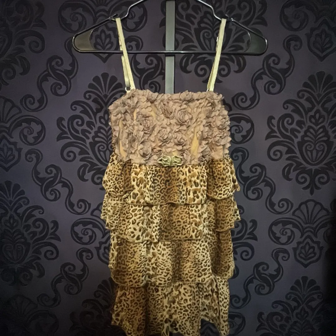 Product image for Leopard ruffle top