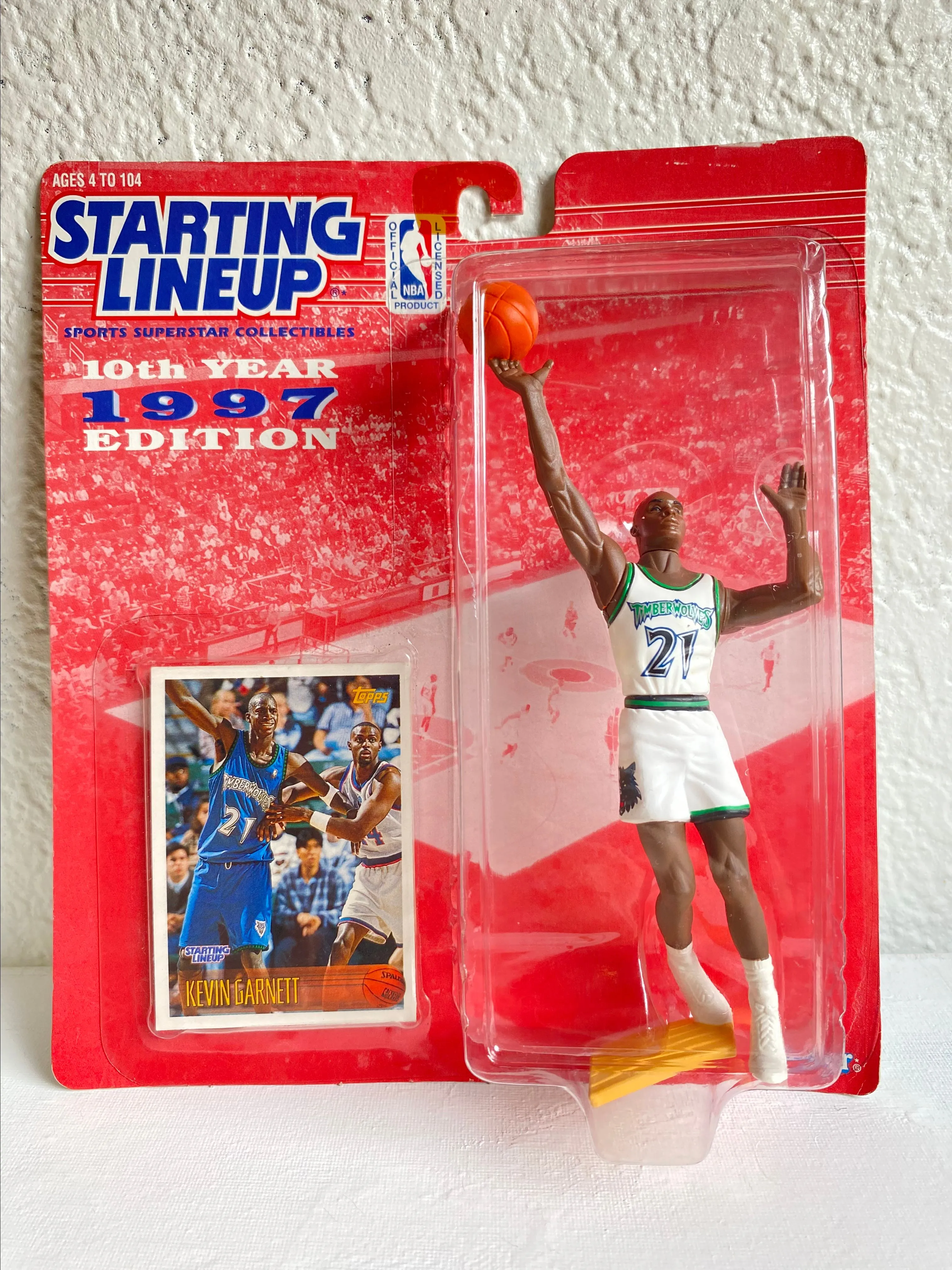 Product image for Starting Lineup 1997 NBA Basketball Kevin Garnett Minnesota Action Figure