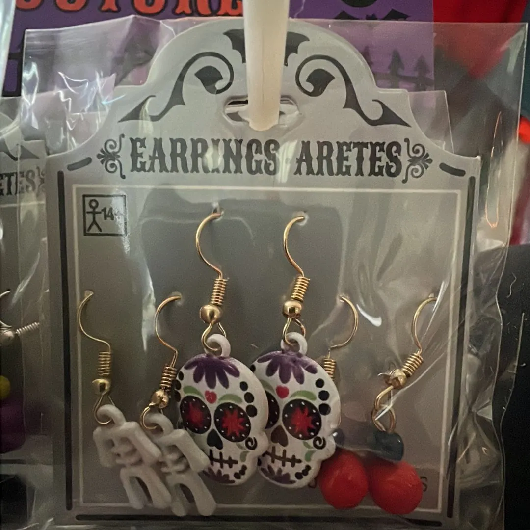 Product image for Halloween sugar skulls earrings