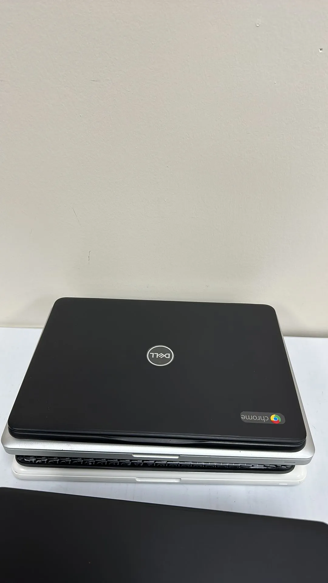 Product image for Dell Chromebook 5190 ($179 retail)