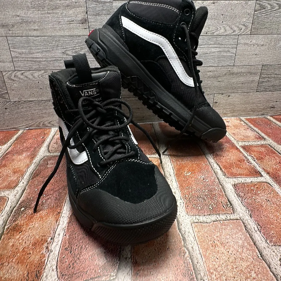Product image for Vans hiking shoes/boots in almost new condition