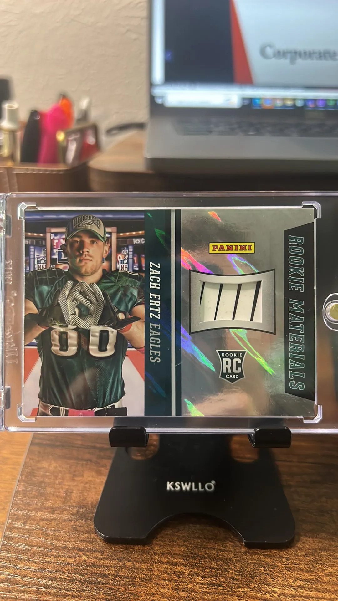 Product image for 2013 Panini Zach Ertz Rookie Materials Glove Patch