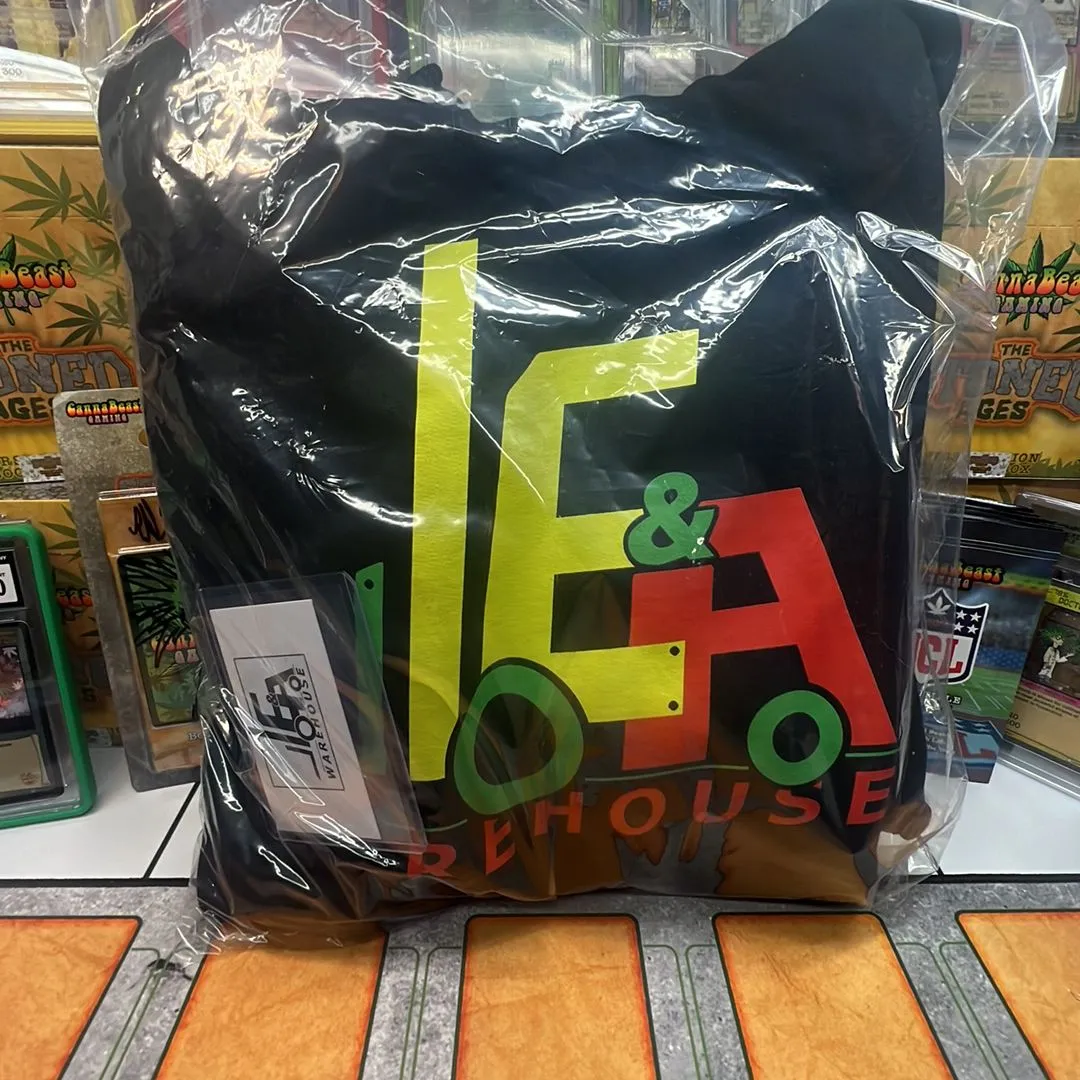 Product image for 1 E&A Rasta hoodie sz Large or XL