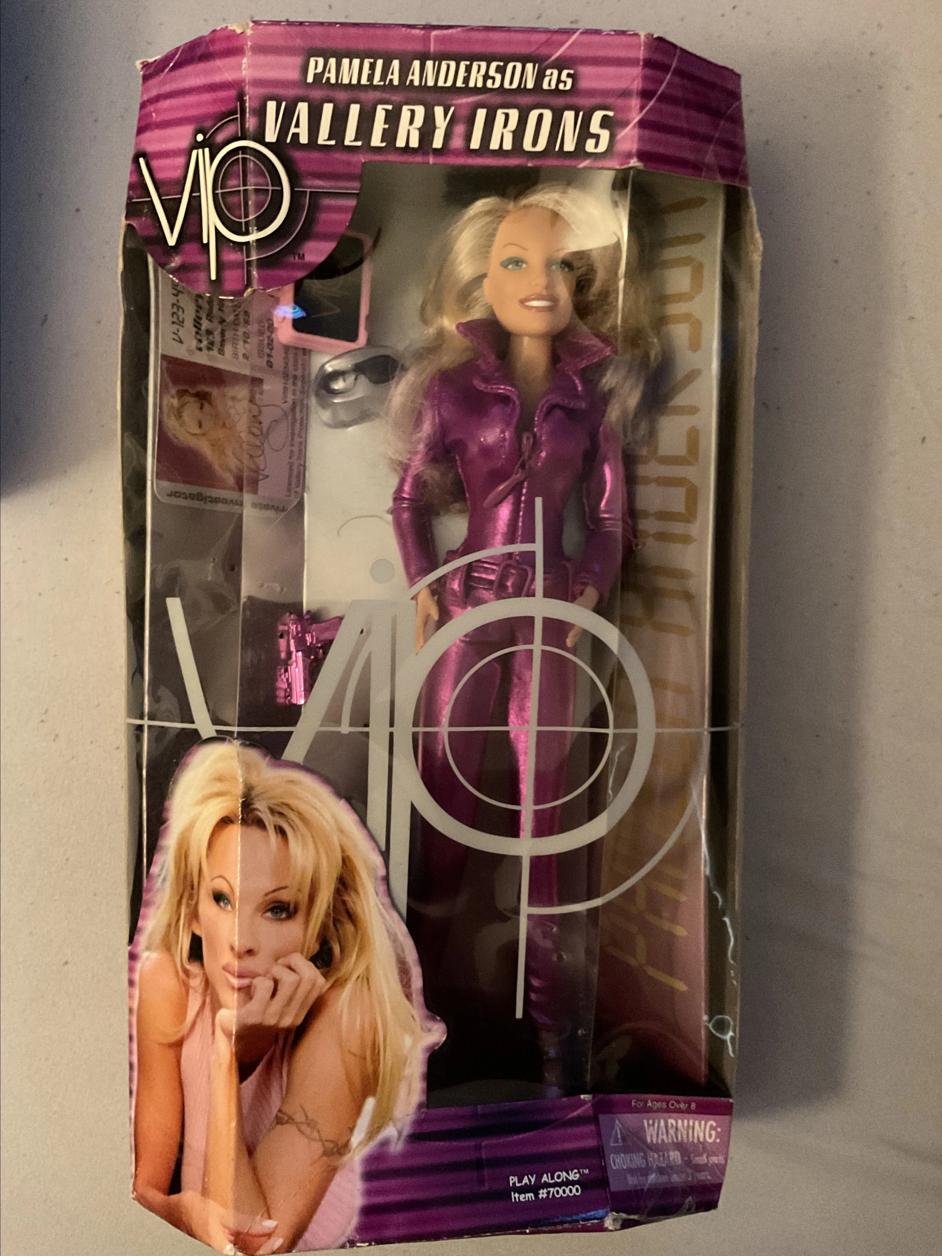 Product image for PAMELA ANDERSON as VALLERY IRONS