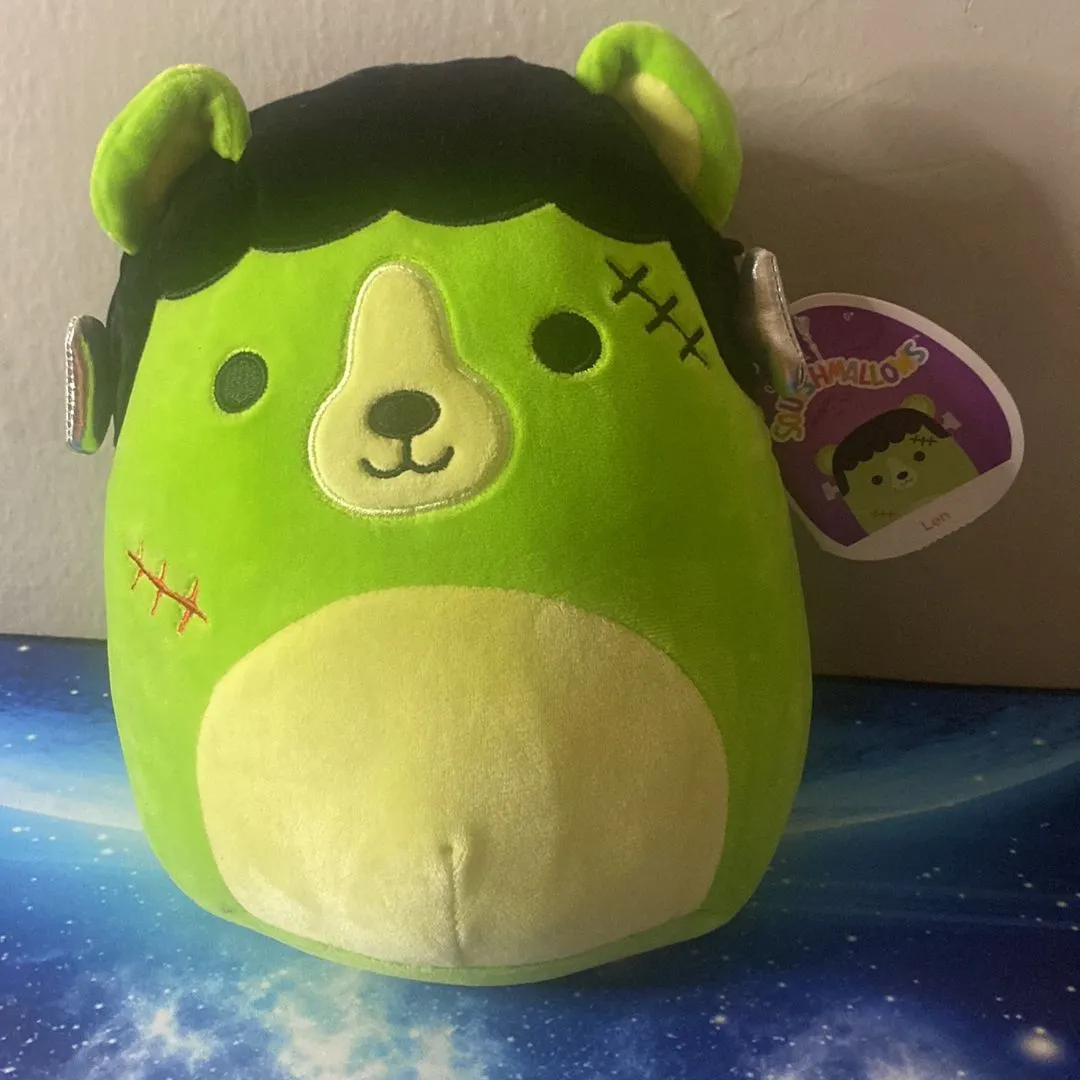 Product image for Len squishmallow 8”