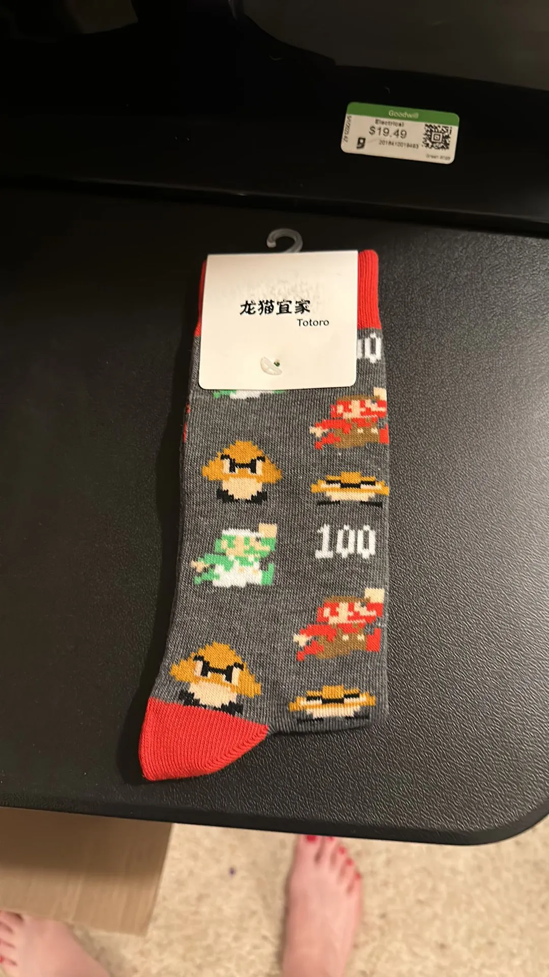 Product image for Super Mario Bros socks