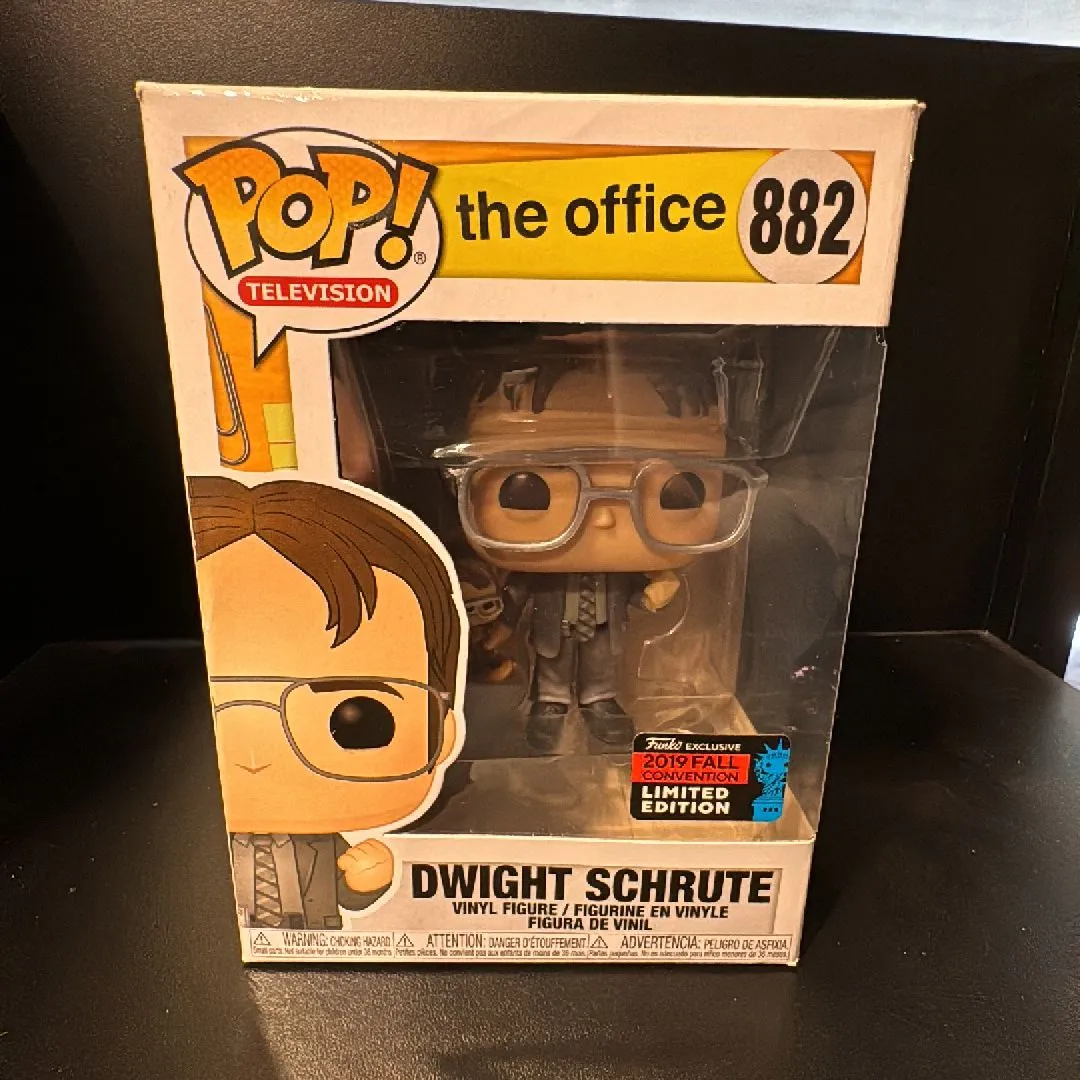 Product image for Dwight Schrute (w/ Bobblehead) [Fall Convention]