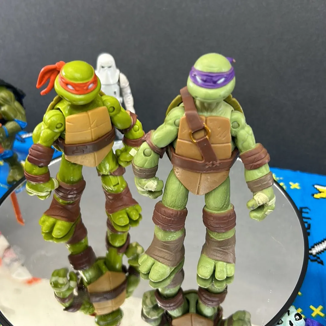 Product image for Tmnt lot of 2