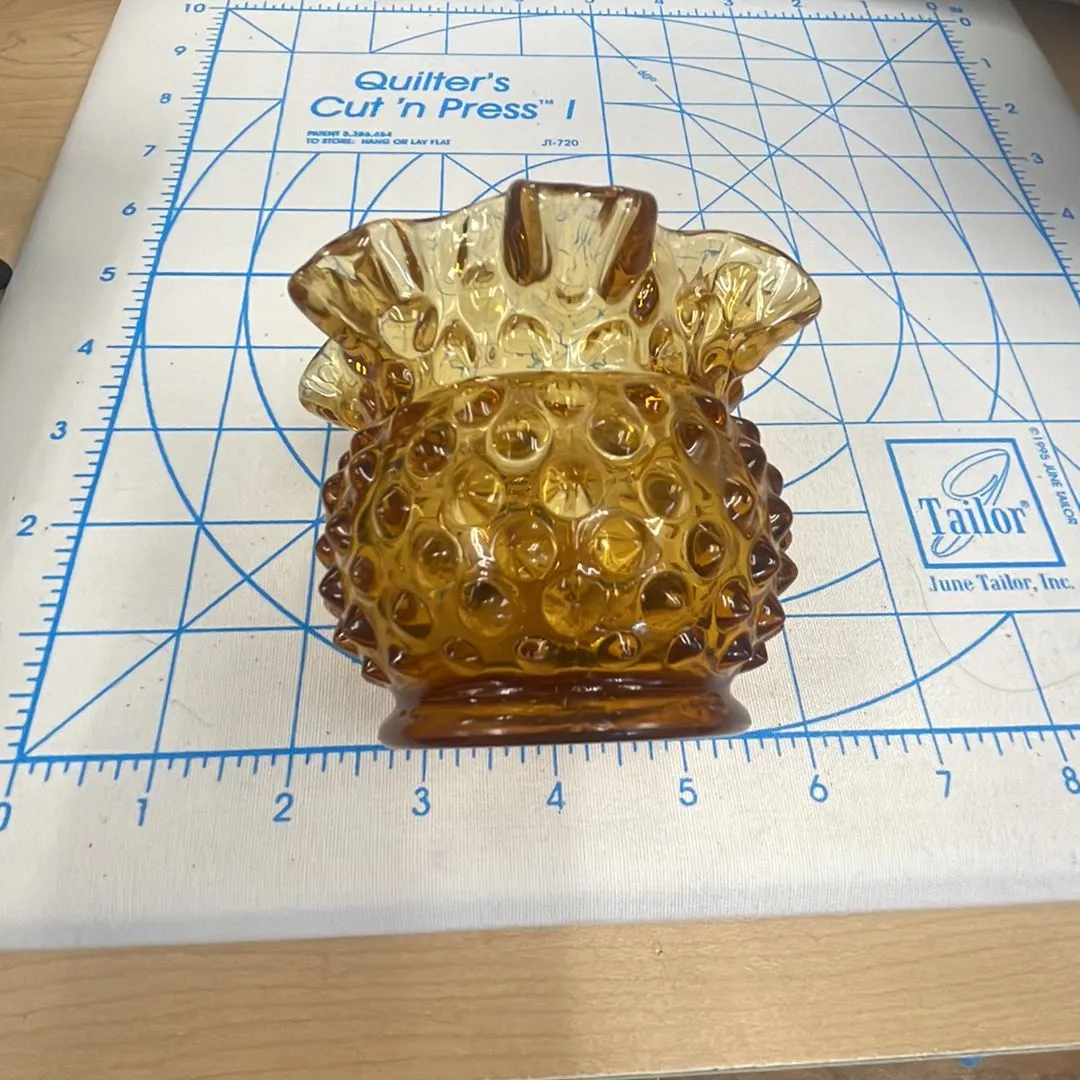 Product image for 47. 3" ruffled vase