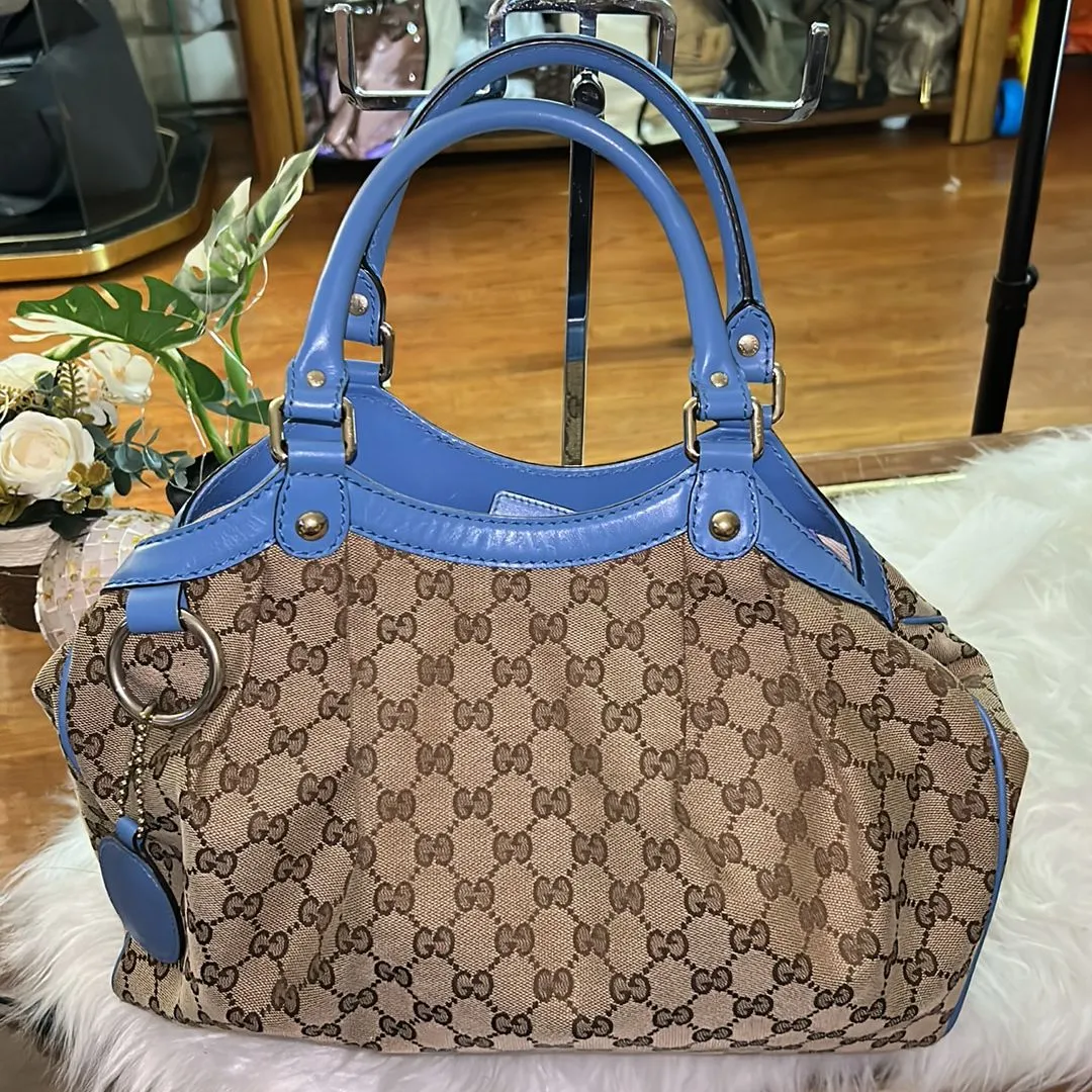 Product image for Gucci Sukey in blue