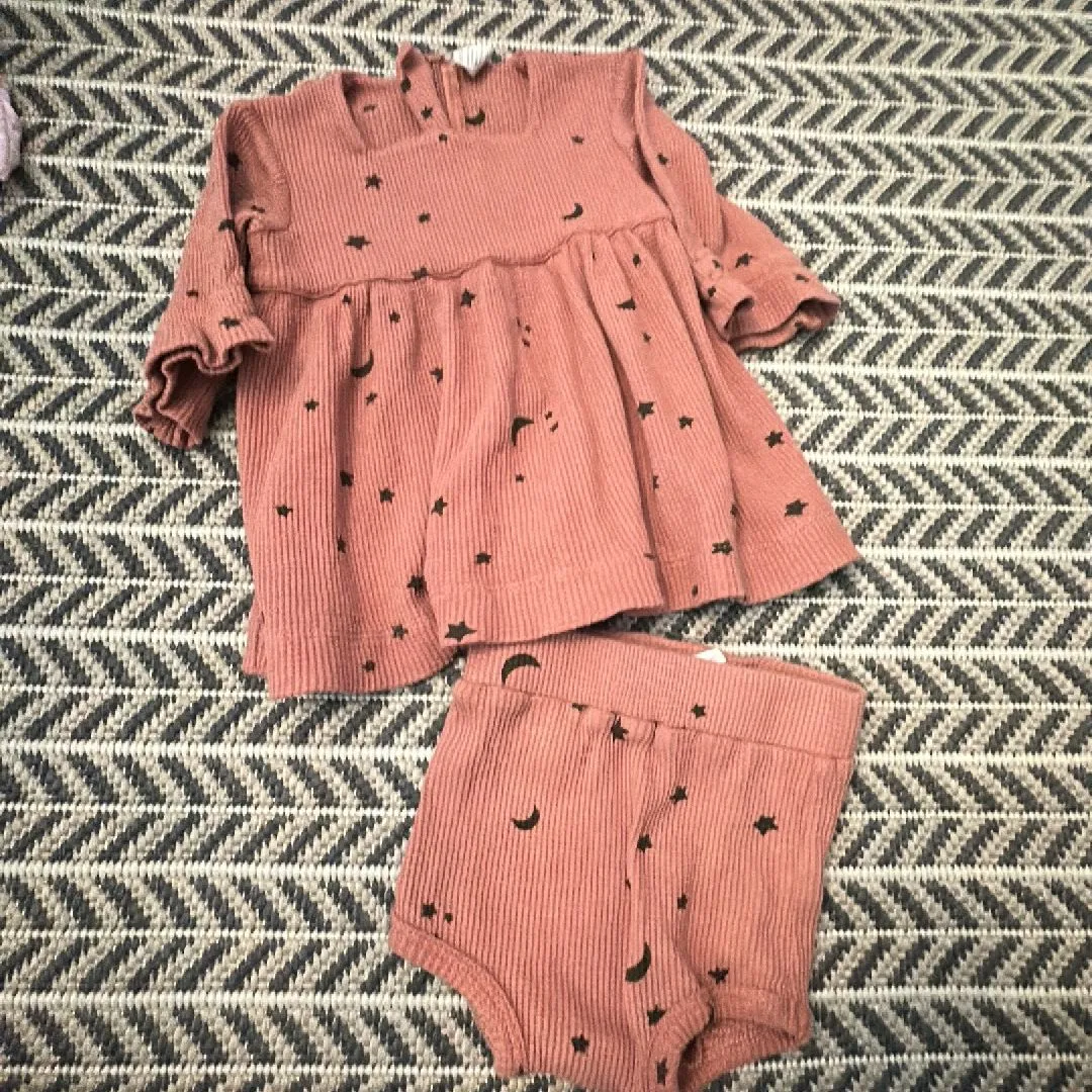 Product image for Box A: 490: 3-6M Kate Quinn mauve pink stars moon waffle knit dress bloomers ✌️🍂
