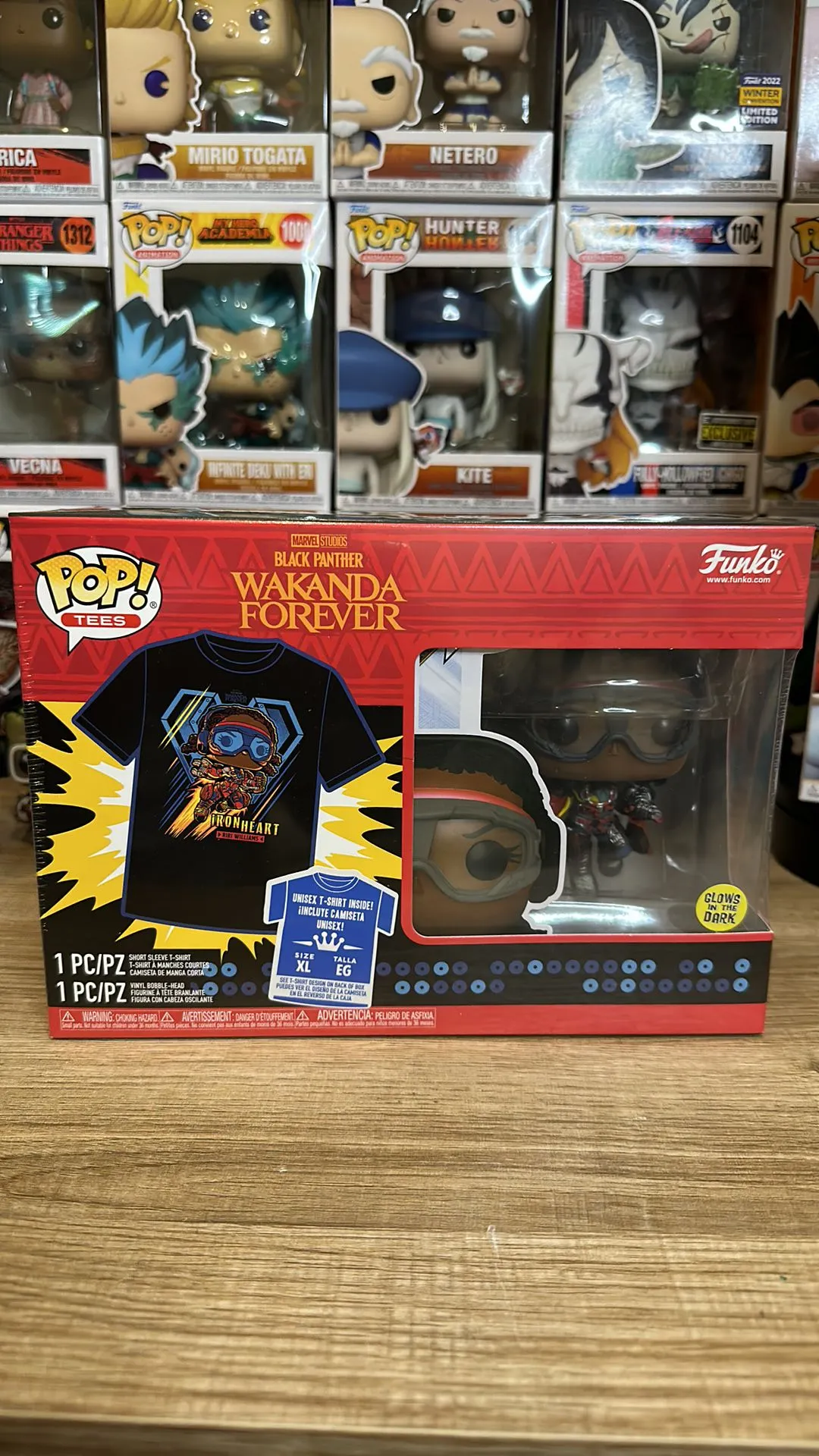 Product image for Black Panther: Wakanda Forever Ironheart MK1 Glow-in-the-Dark Pop! 1095 and Tee - Size XL