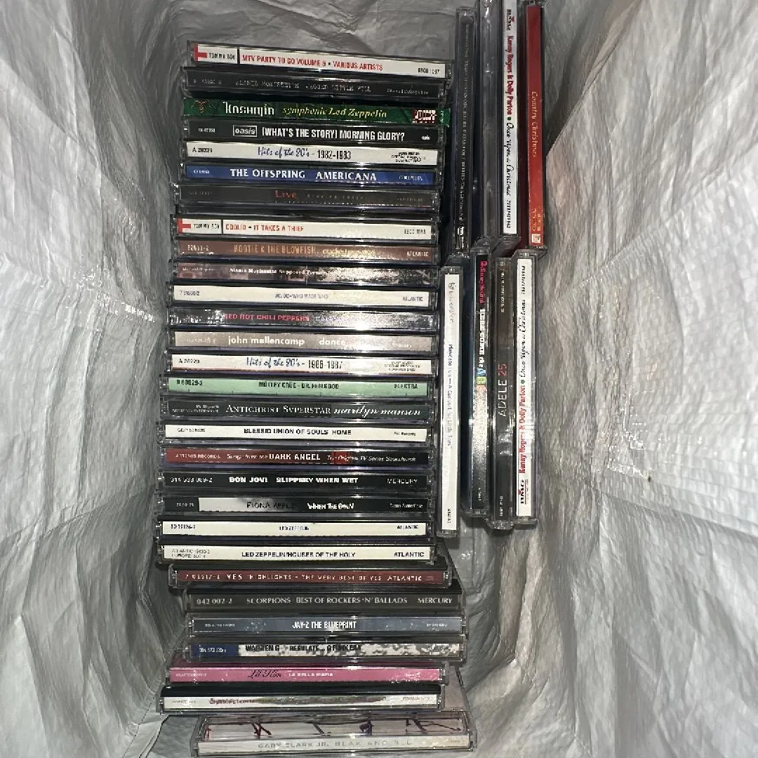 Product image for $2 🔥 start CDs 💿!
