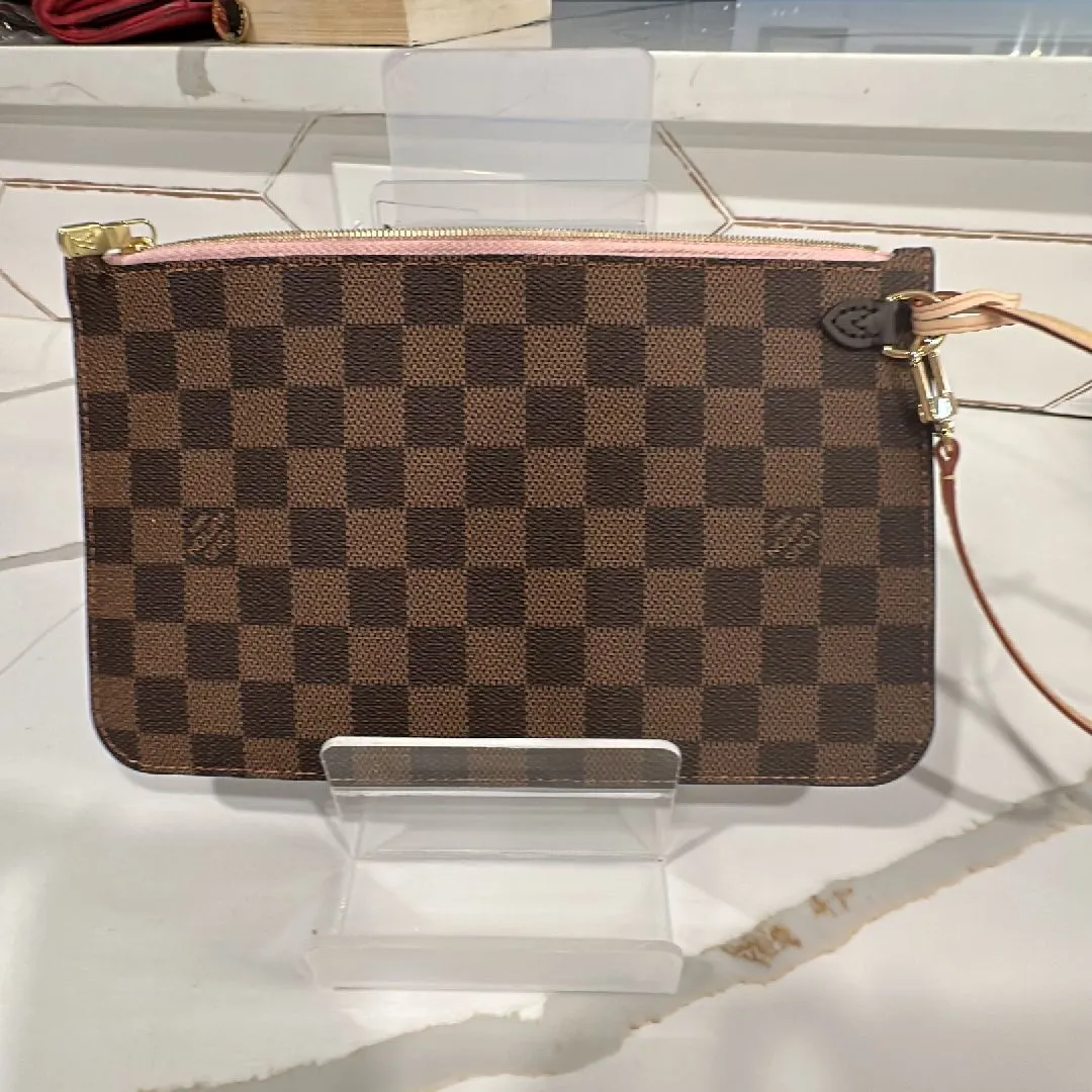 Product image for LV Damier Ebene Neverfull Pochette Rose Ballerine