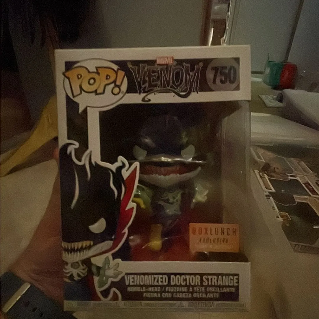 Product image for Venomized Doctor Strange Box lunch GITD