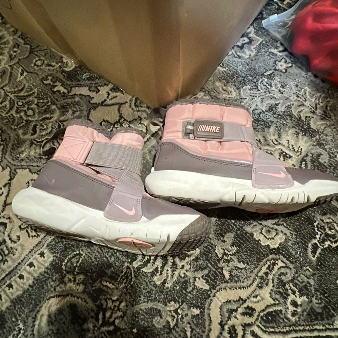 Product image for Nike waterproof water boots size 2 girls