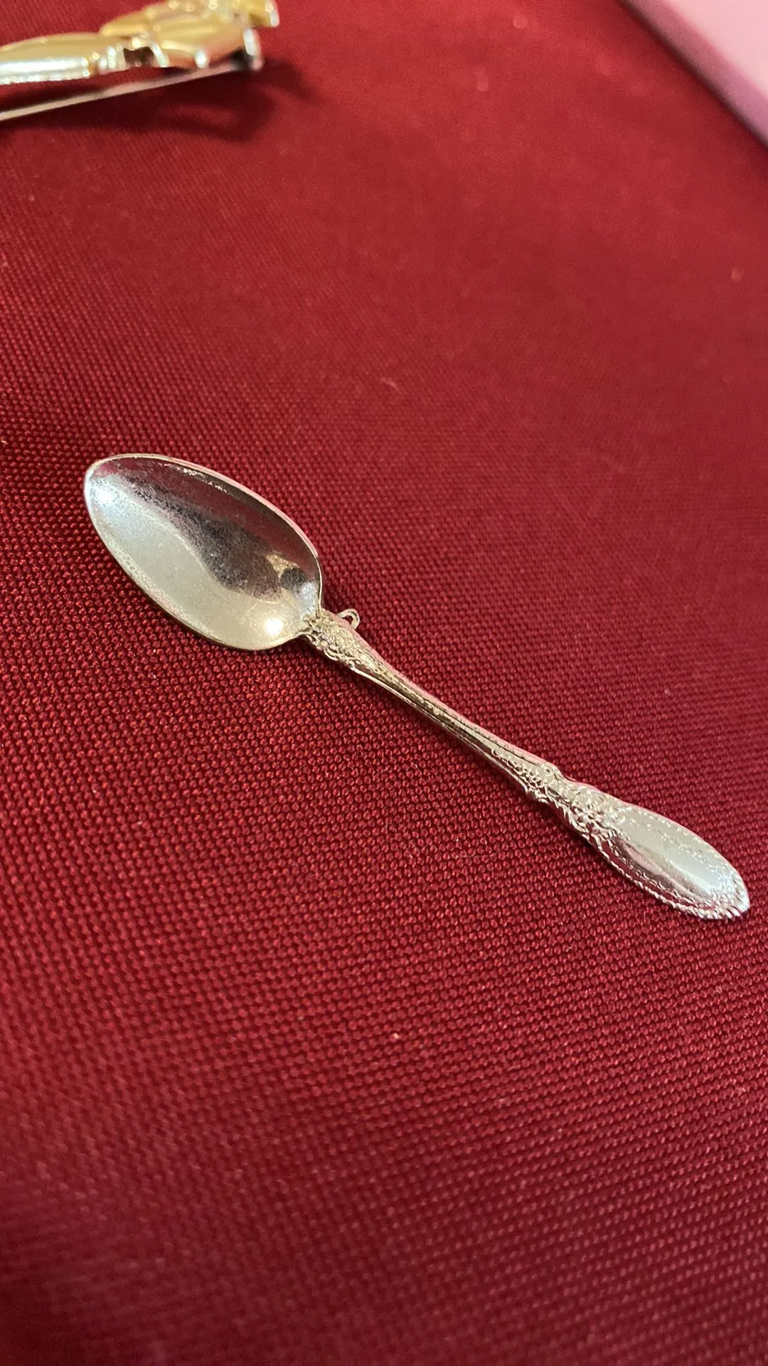 Product image for Brooch: Tiny Spoon