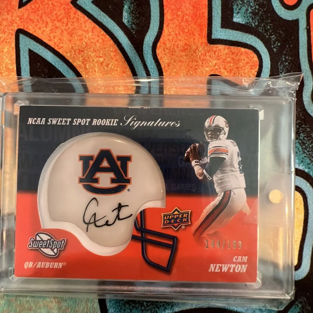 Product image for Can Newton 2011 Upper Deck NCAA Sweet Spot Helmet Auto #1441199 RC Auto #144/199