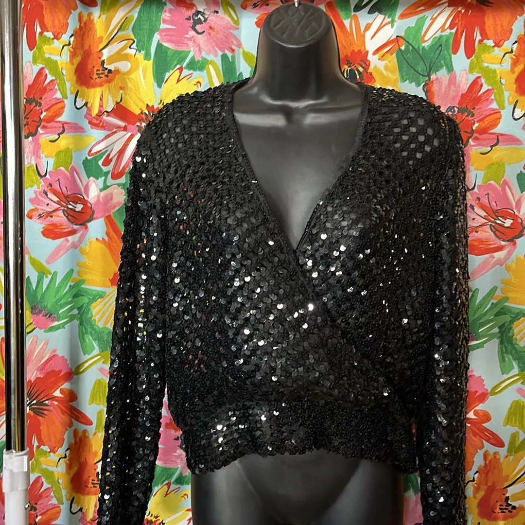 Product image for Beautiful Black knit blouse with sequin  ￼