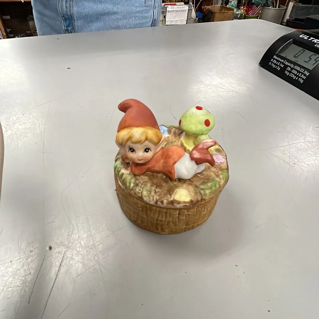Product image for Homco gnome gift box