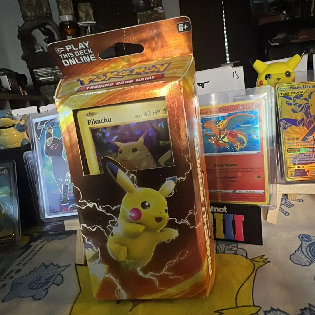 Product image for Pikachu Power Theme Deck XY Evolutions