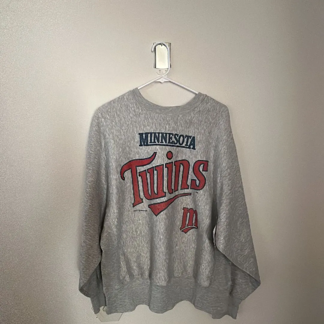 Product image for 09 - Minnesota Twins Crewneck Sz XL