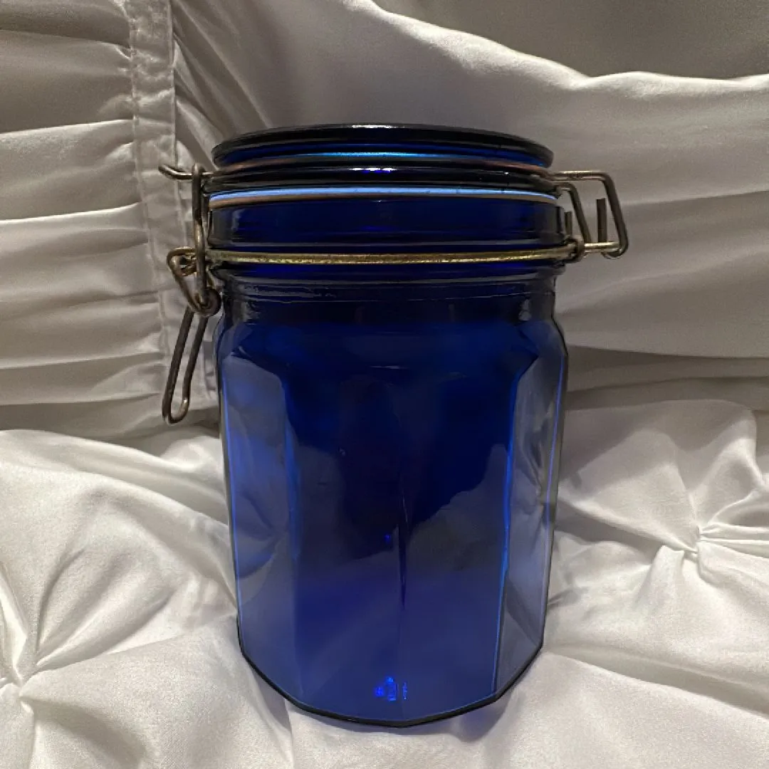 Product image for Canister