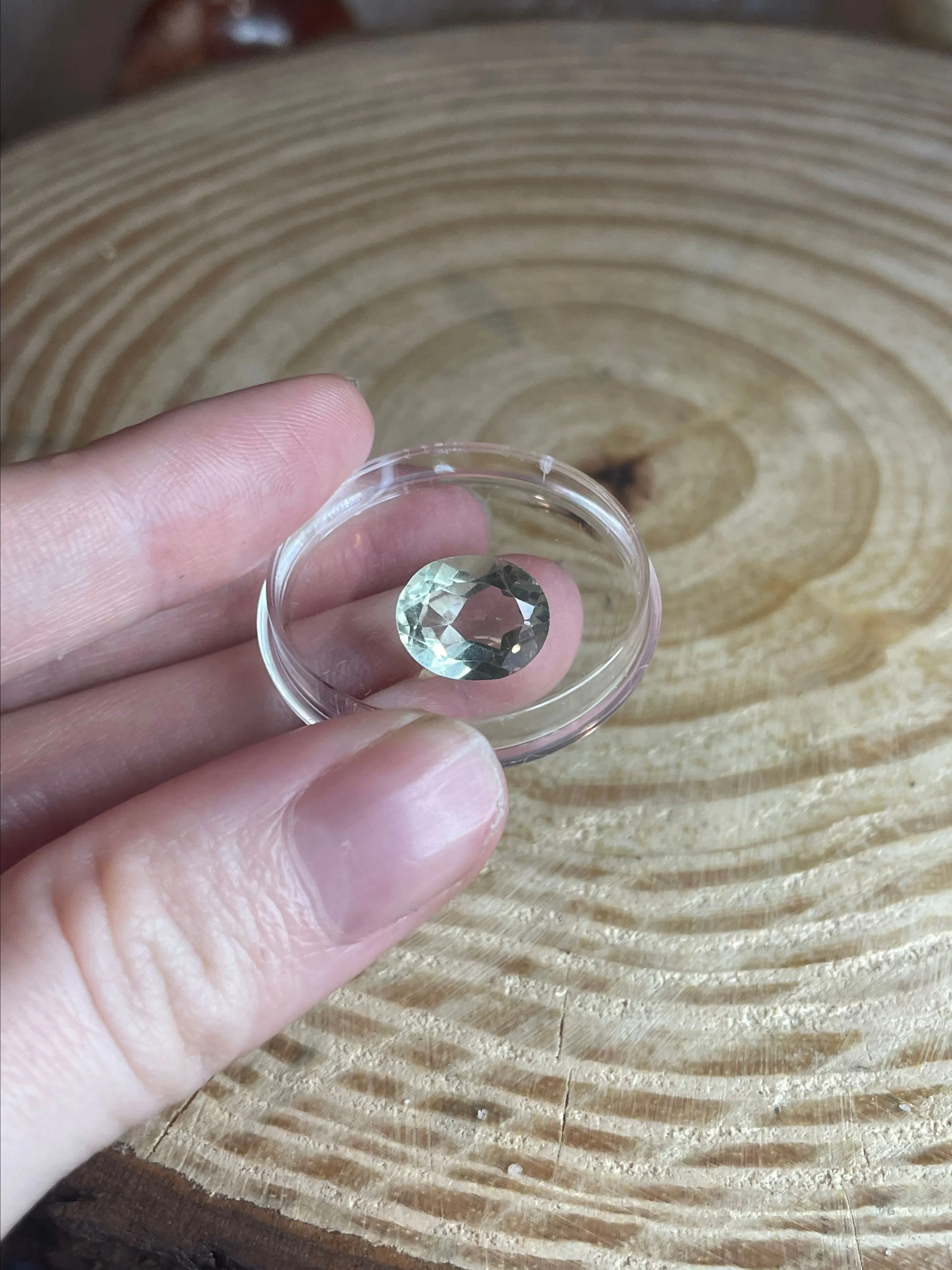 Product image for Prasiolite loose gem (green amethyst)