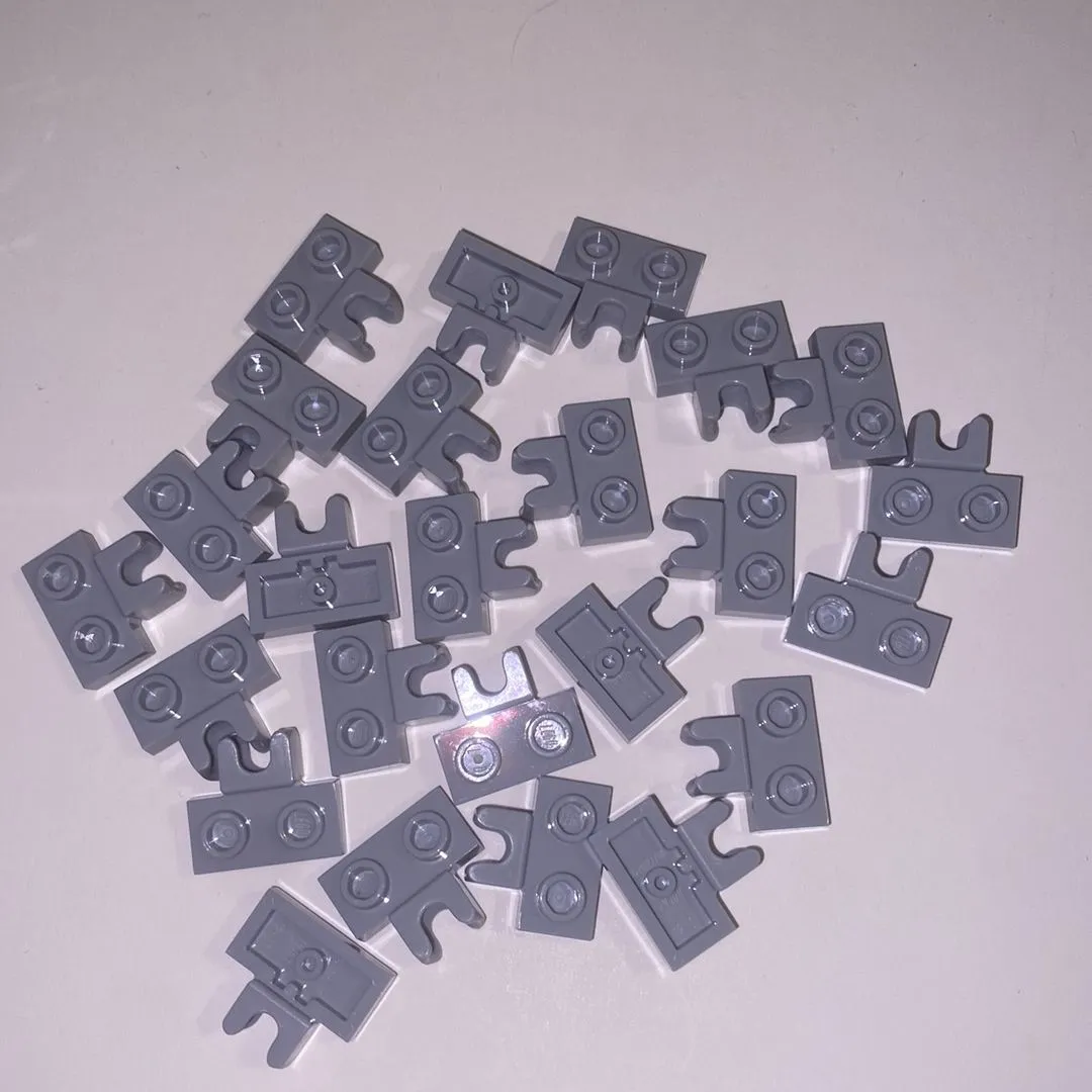 Product image for Light Bluish-grey Ball Socket Connectors (x25)