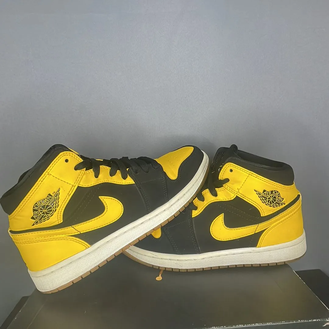 Product image for 7.5M Air Jordan 1 Retro Mid "New Love" 2017