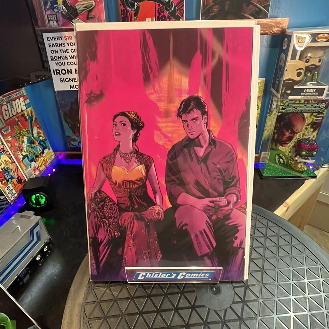 Product image for 2_Firefly 1 Big Damn Heroes Boxset Excl. Virgin Variant by Tula Lotay