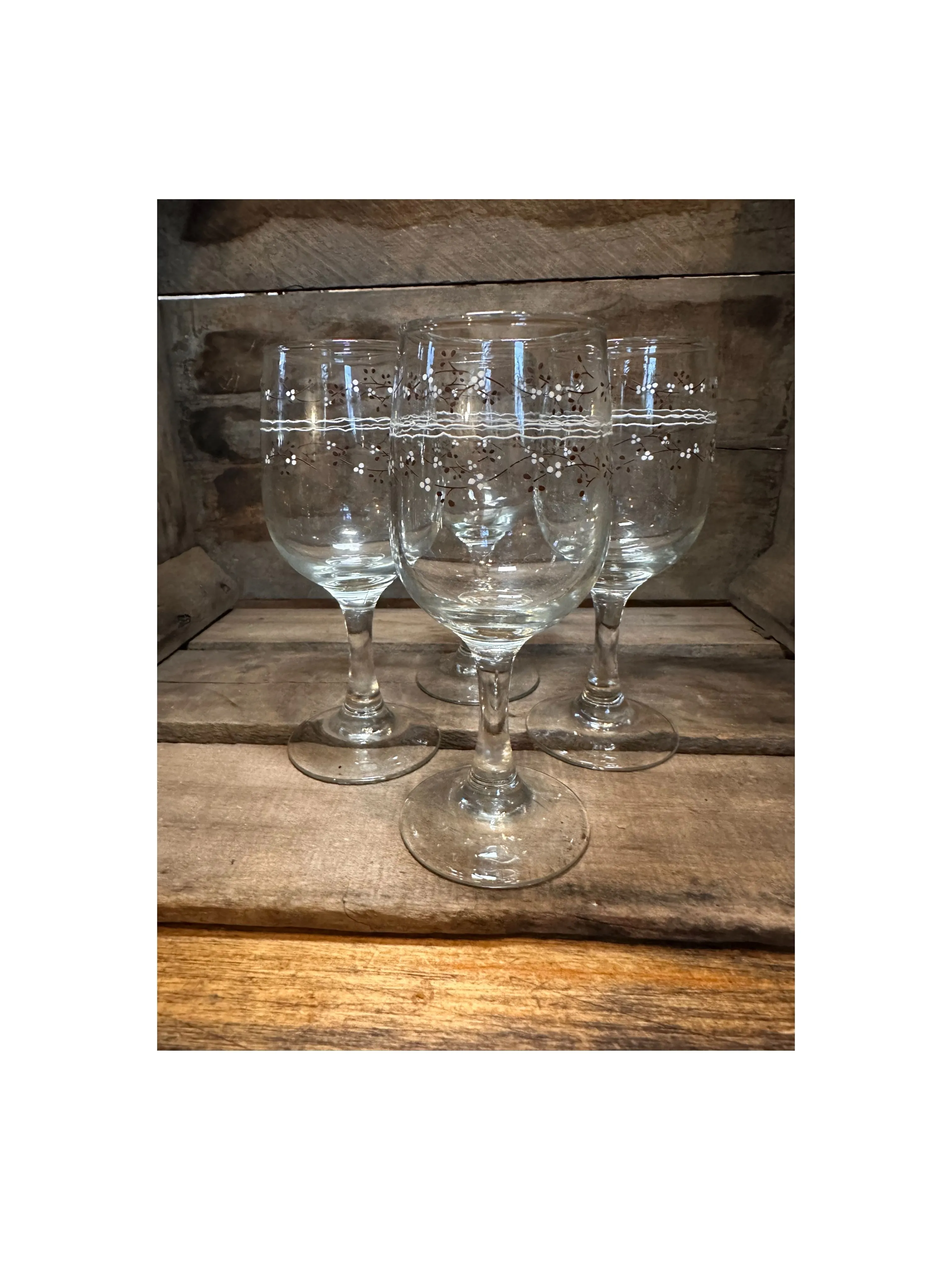 Listing Image Blurred Background