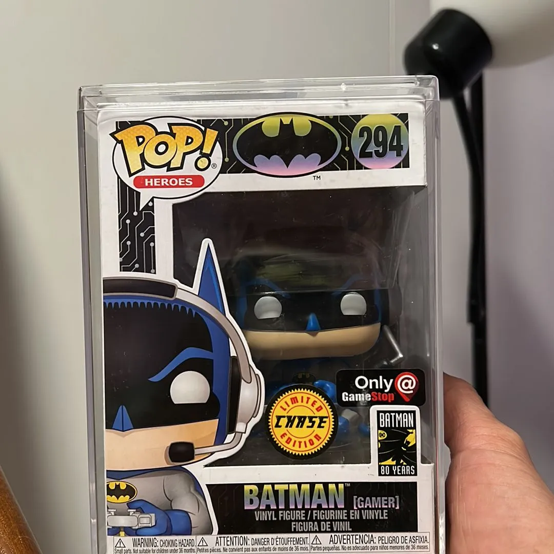 Product image for Batman (Gamer) (Sitting)( Chase)