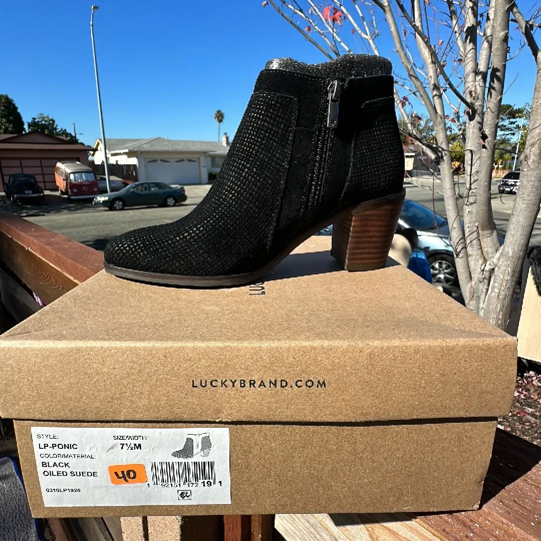 Product image for Lucky Brand Boots (W)