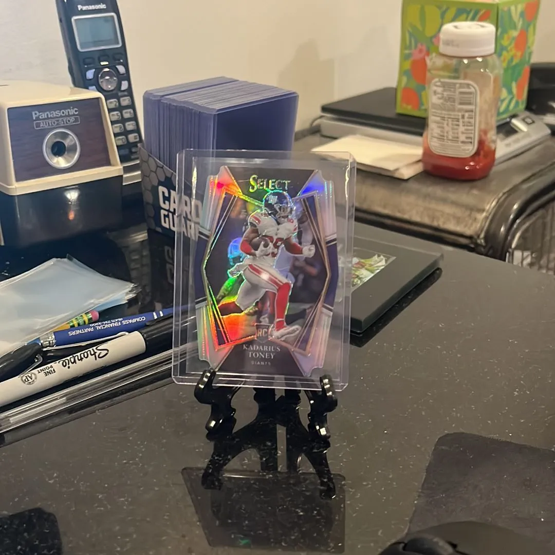 Product image for Kadarius Toney Silver Prizm Die Cut RC #152 Select