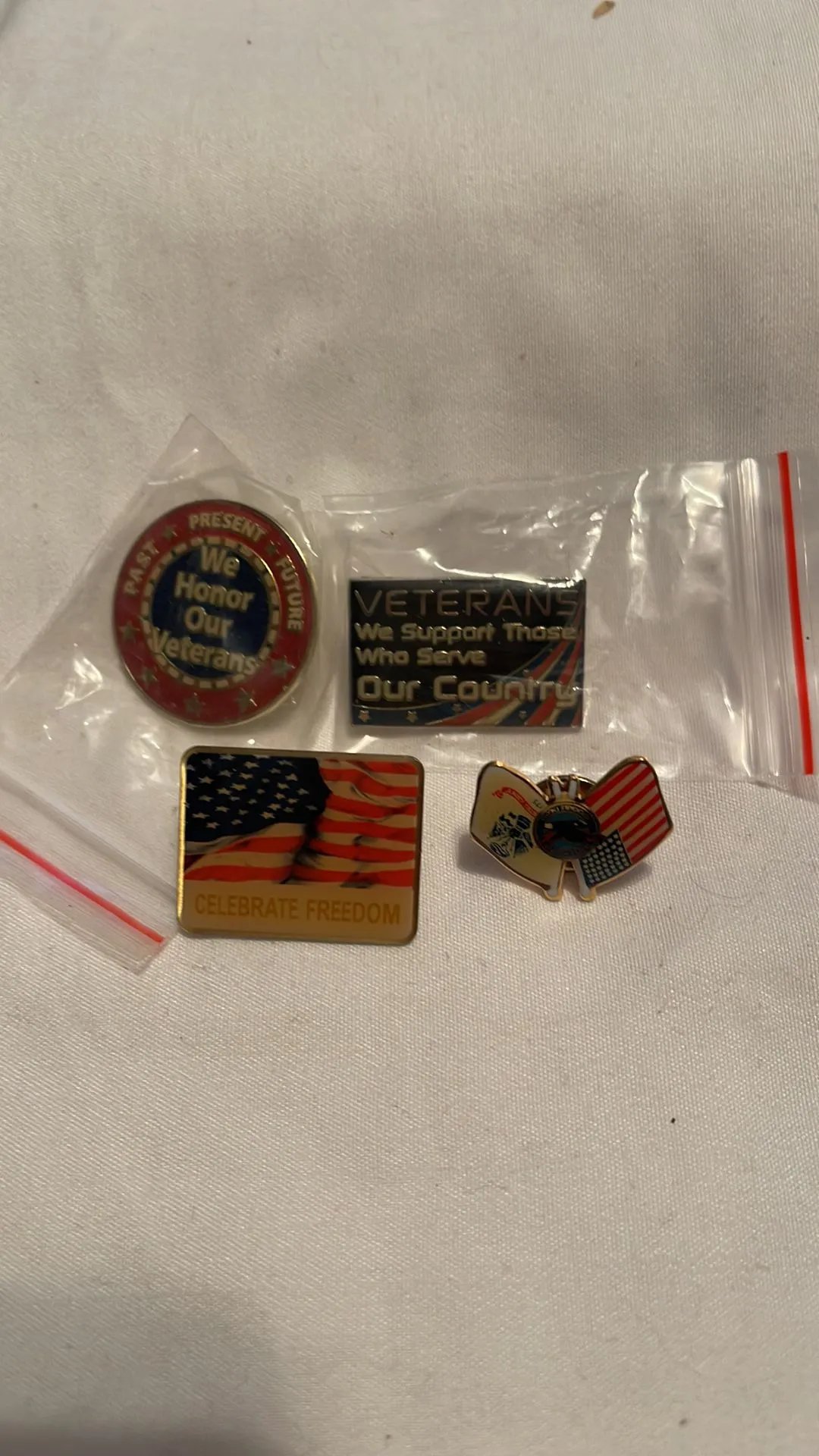 Product image for 4 pin lot.