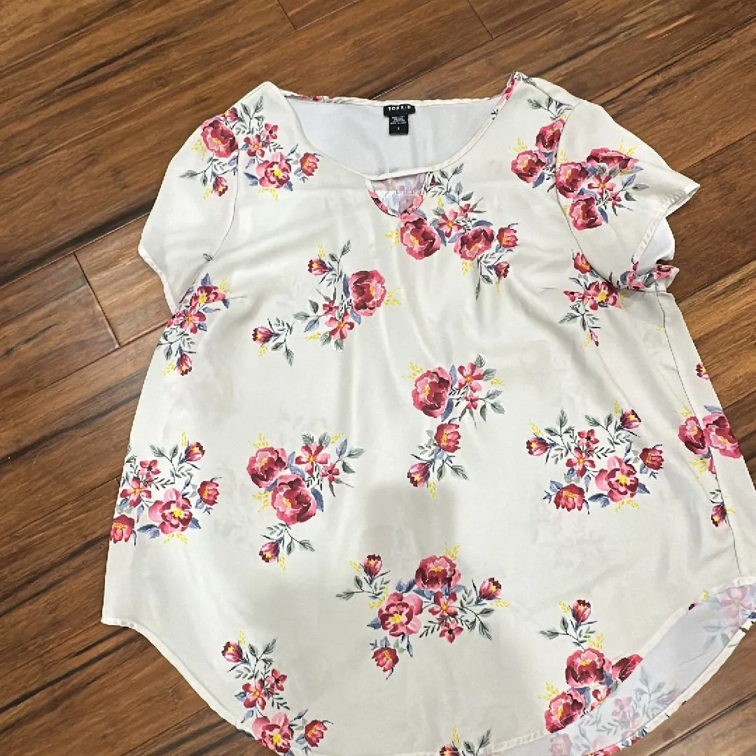 Product image for Torrid top