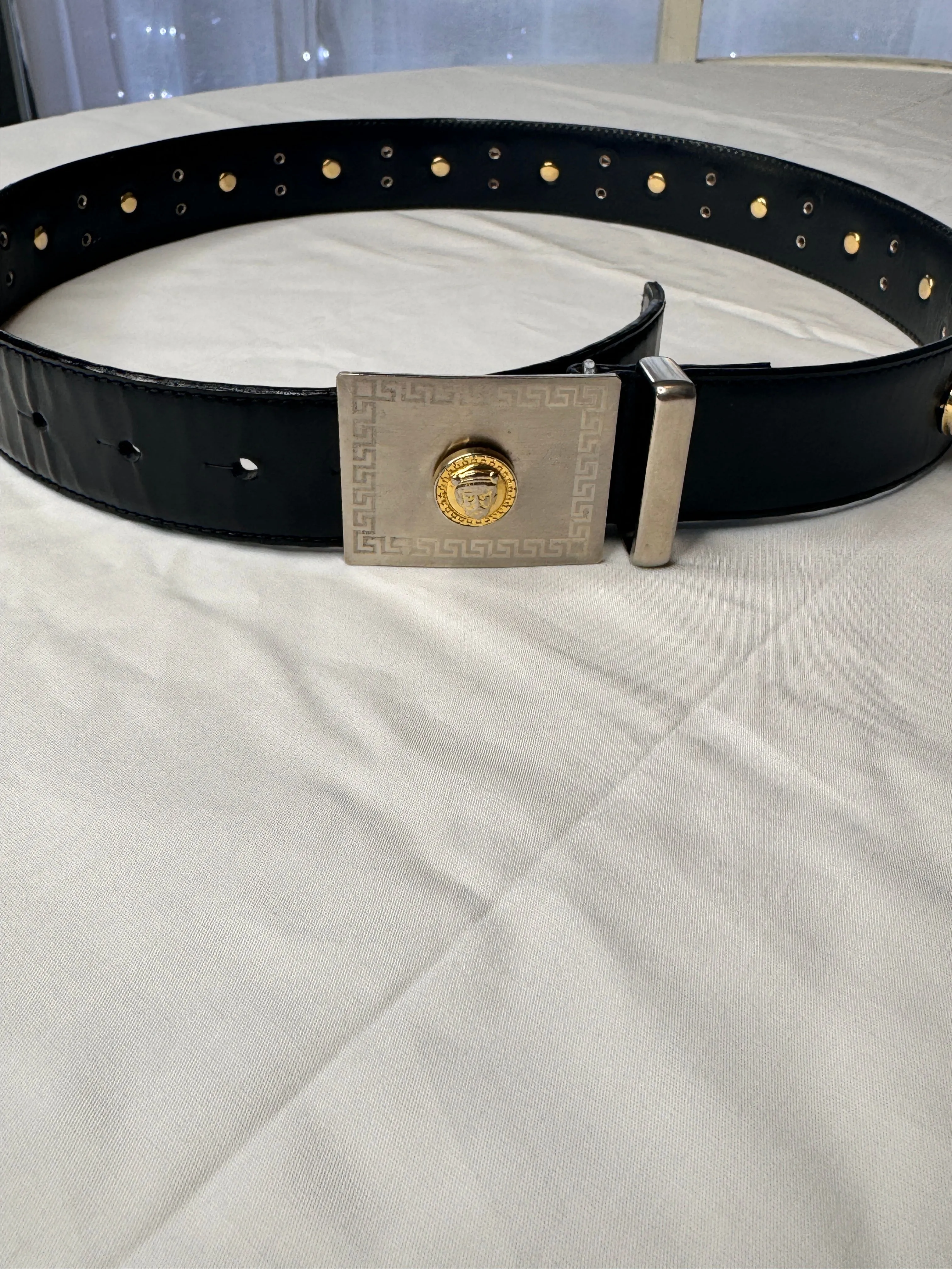 Product image for VINTAGE VERSACE BELT (dans le gout de)