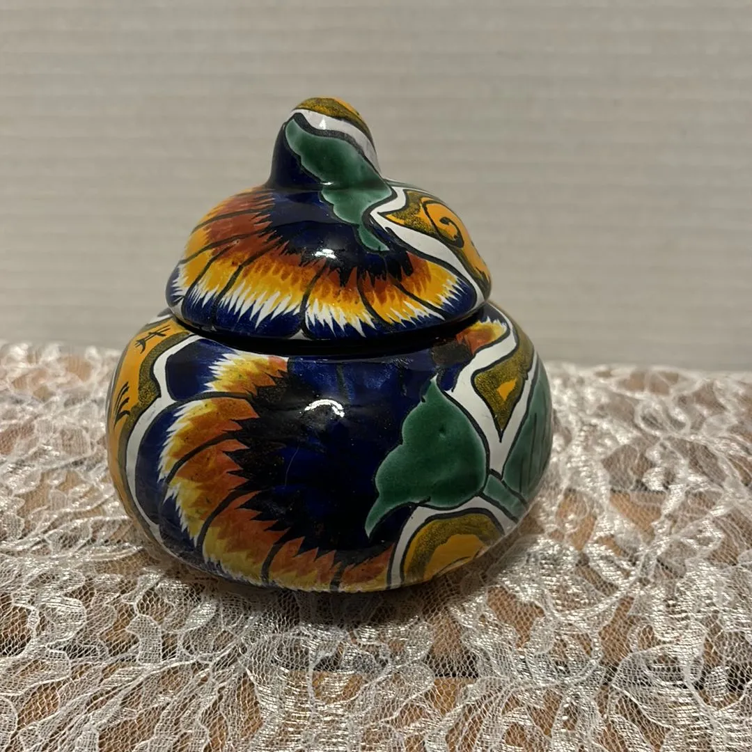 Product image for 015 Mexican Talavera folk art pottery