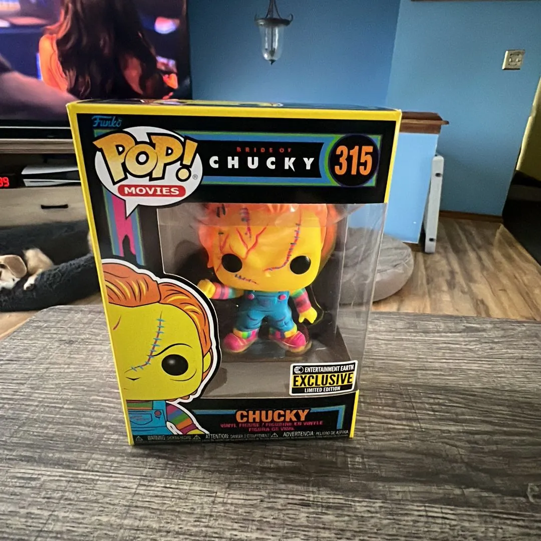 Product image for Chucky Blacklight Entertainment Earth Exclusive