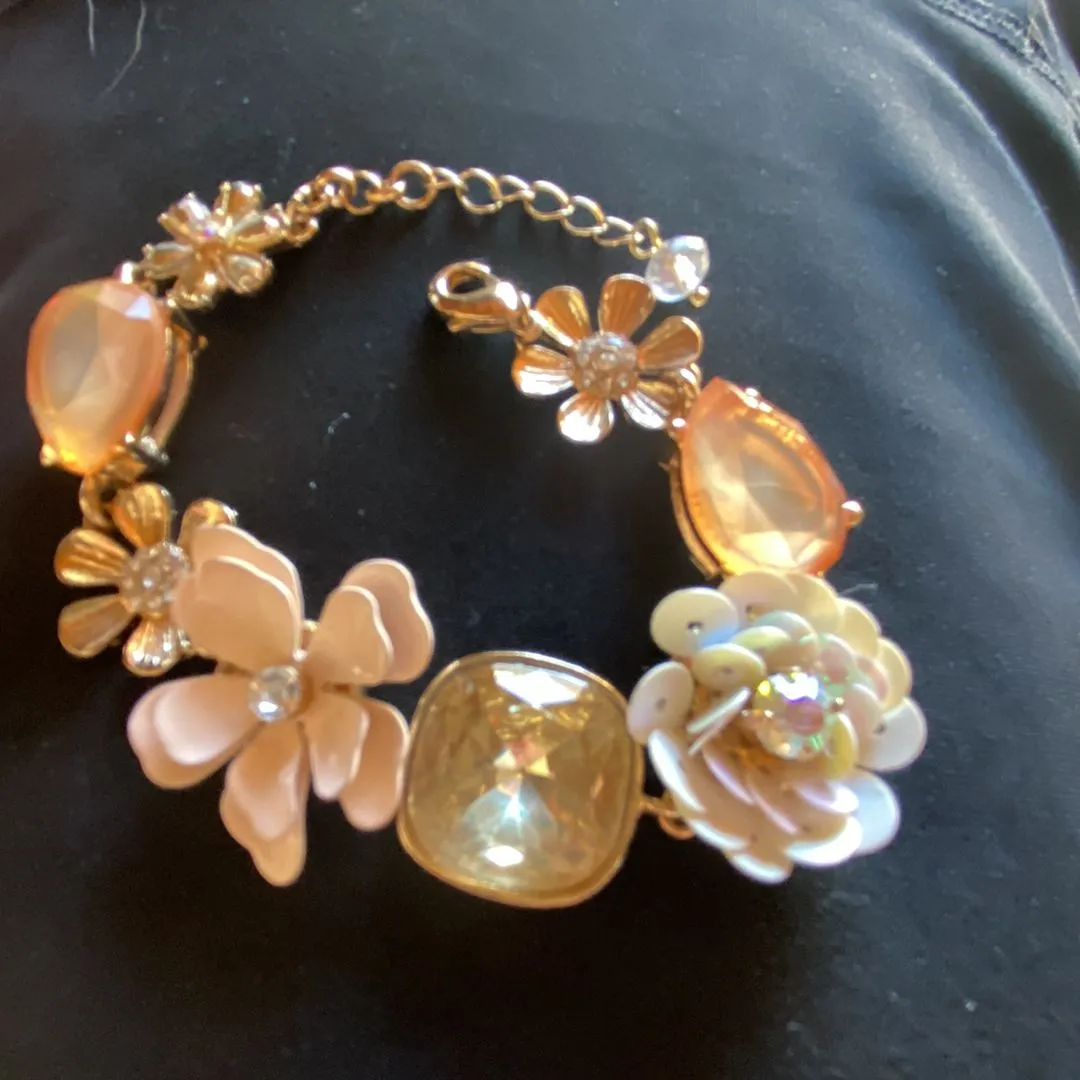 Product image for Flower bracelet