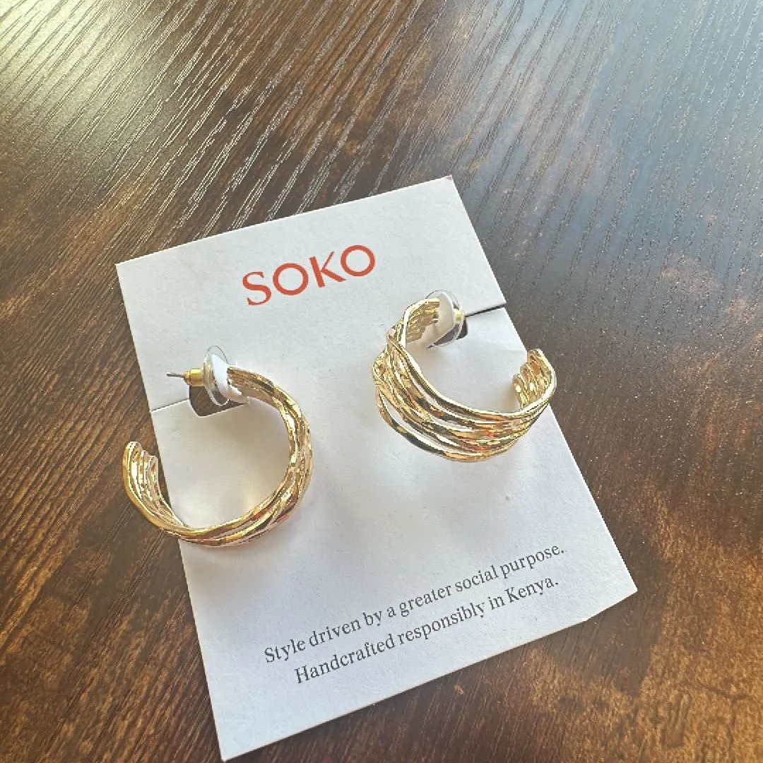 Product image for Wide hoops