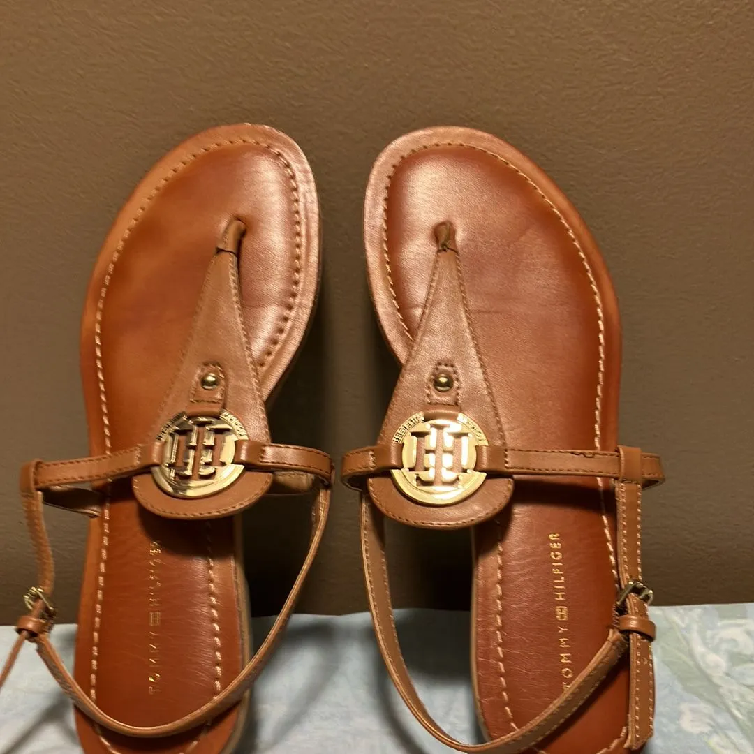 Product image for Tommy Hilfiger sandals tan size 8 M - [Used]