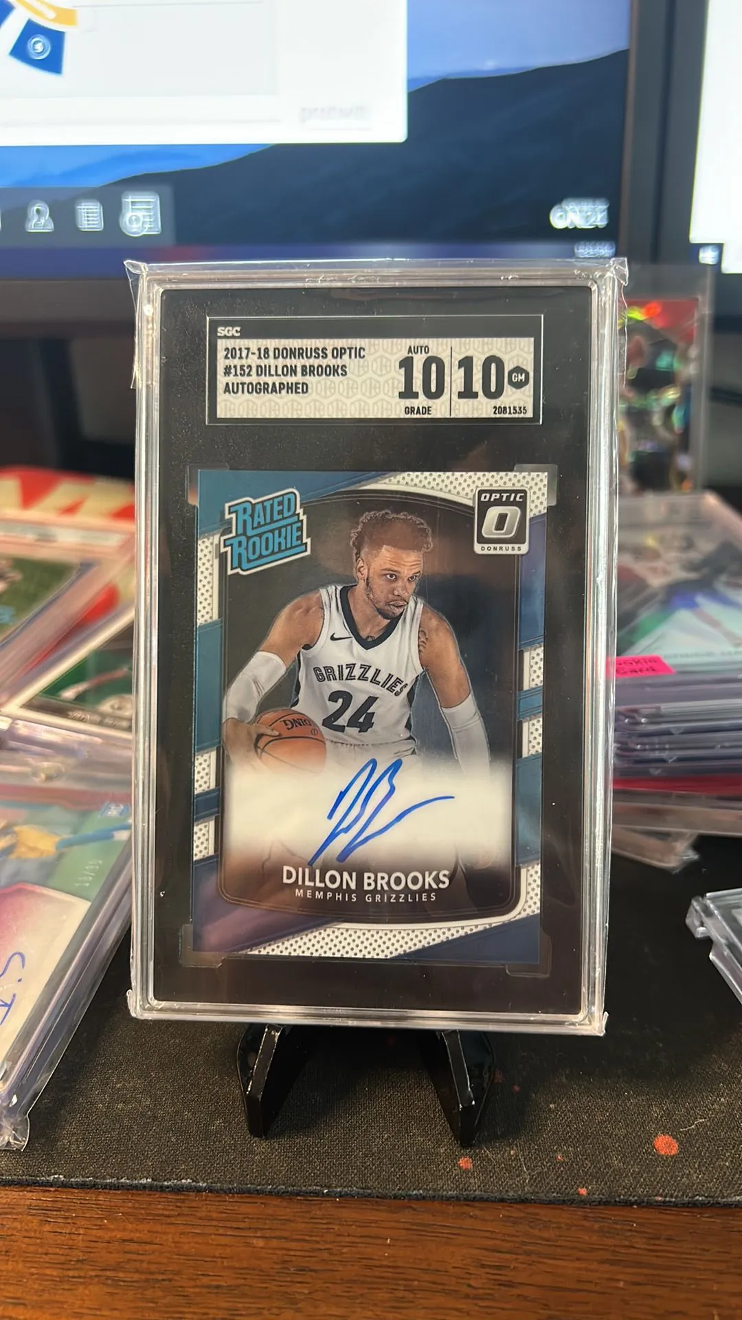 Product image for 2017-18 Donruss Optic Dillon Brooks SGC Auto. 10