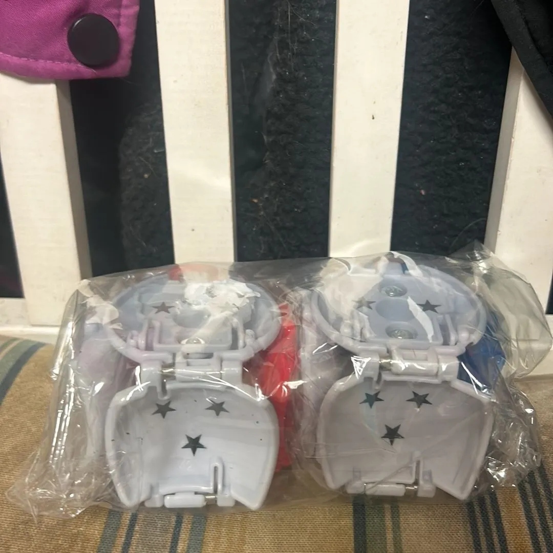 Product image for Throw and pop