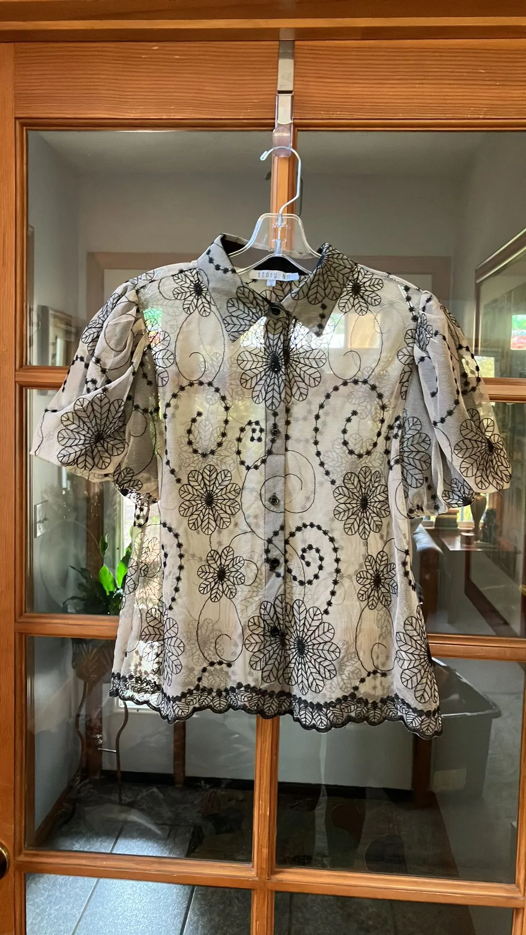 Product image for WS13- Story On Small NWOT